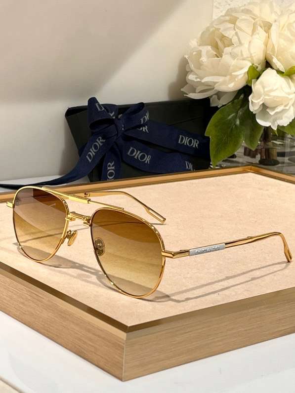 Picture of Dior Sunglasses _SKUfw53678243fw